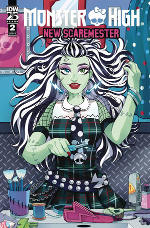 [Monster High - New Scaremester #2 (Cover B - Luciannys Camacho)]